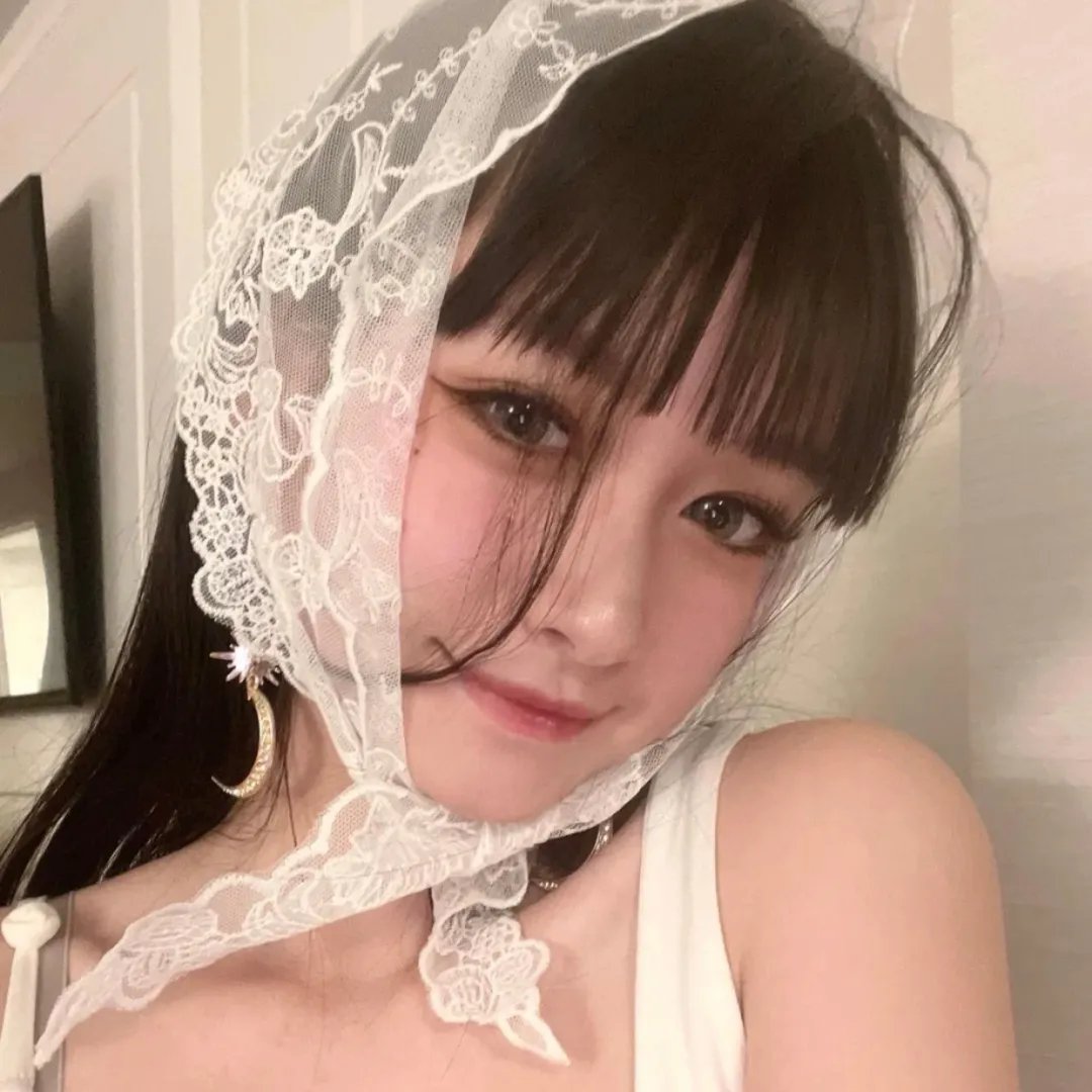 女学生和亨利先生